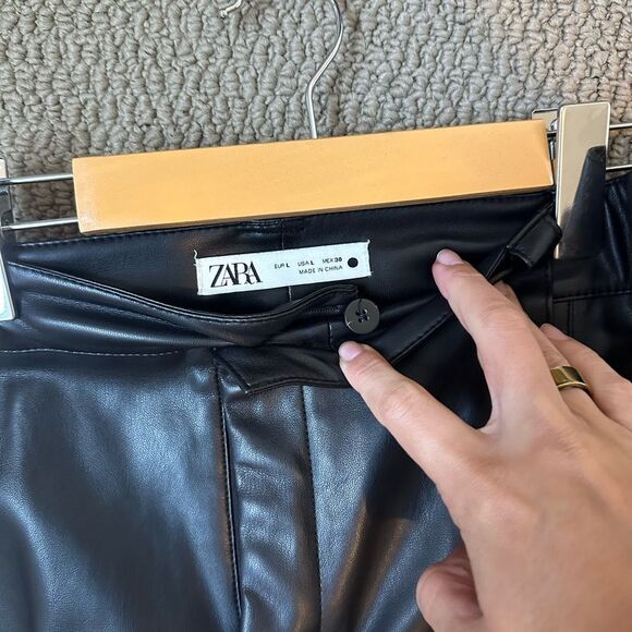 Zara Women’s Black Leather Pants - Picture 2 of 3